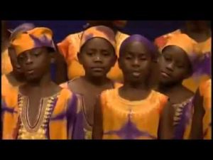 musica alabando al senor desde a