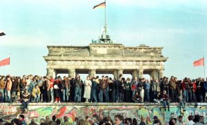 Muro cataluna 1989 reuters